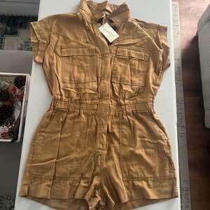 Universal Thread Tan Utility Romper, Linen Blend, NWT, Women's Size XS